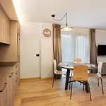 Sun Mountain Planet Suite House